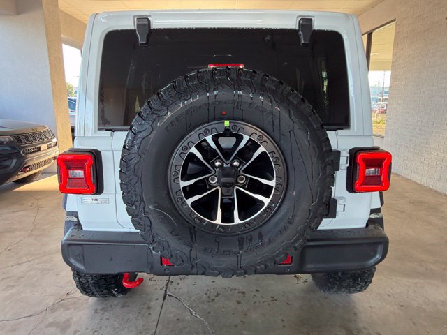 New 2027 Jeep Wrangler Unlimited Rubicon w/ Xtreme 35 Tire Package AWD/4WD image 4