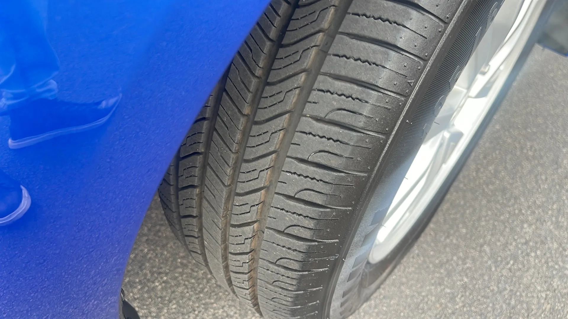 Used 2020 Chevrolet Sonic LT image 27