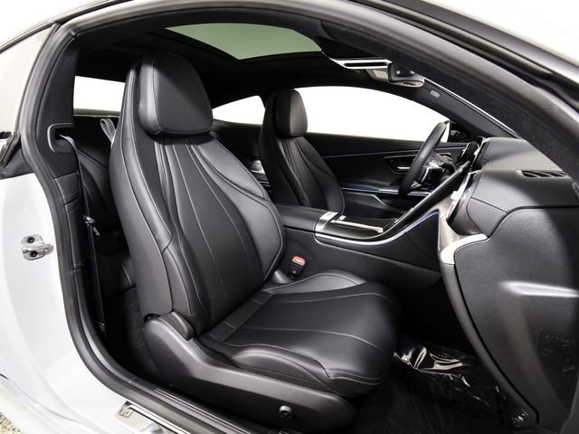 Certified 2025 Mercedes-Benz CLE 450 4MATIC Coupe image 31