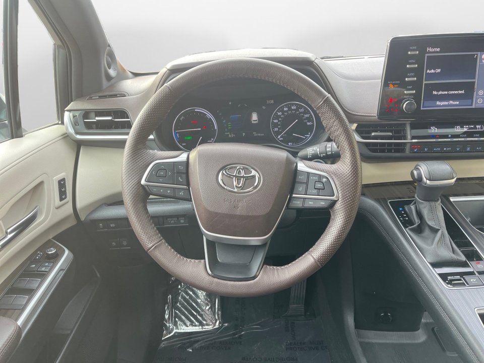 Certified 2023 Toyota Sienna Platinum image 13