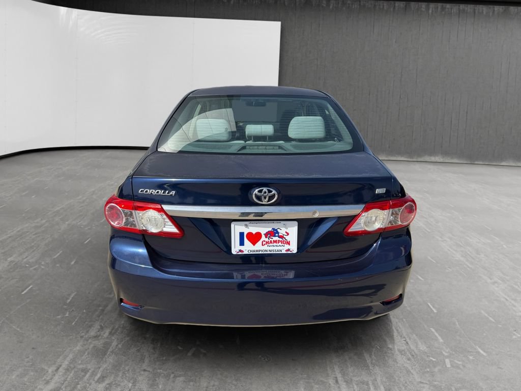 Used 2013 Toyota Corolla LE FWD image 18