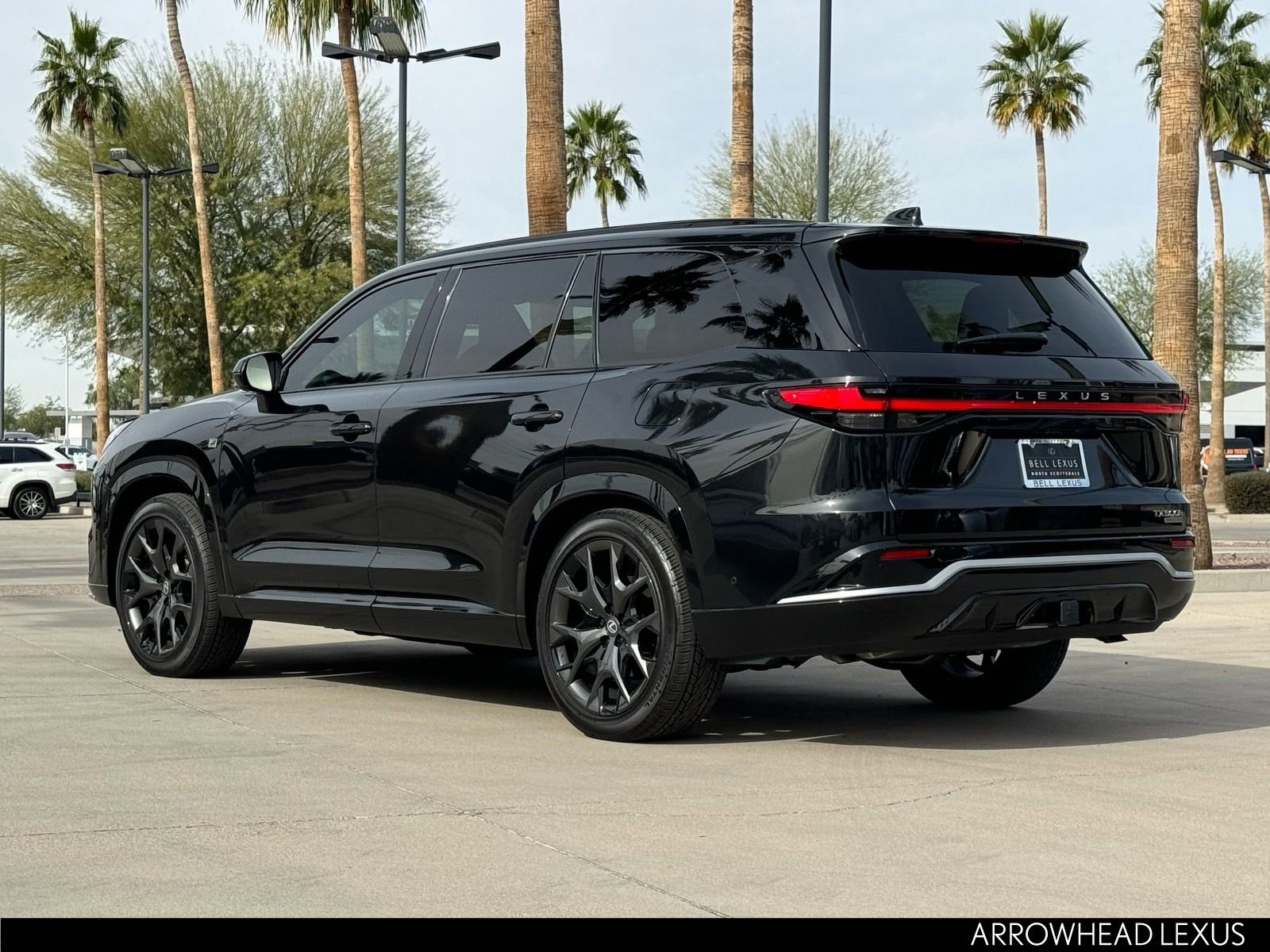 New 2026 Lexus TX 500h AWD image 4