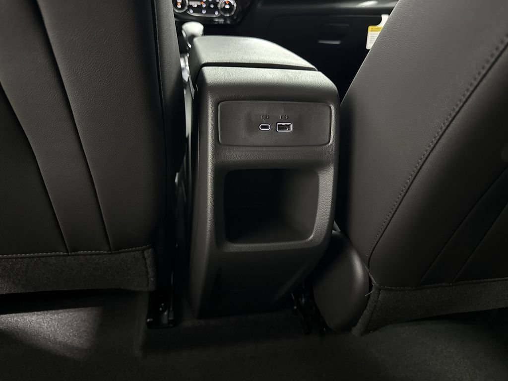 New 2026 Chevrolet Trax LT w/ Midnight Edition FWD image 22