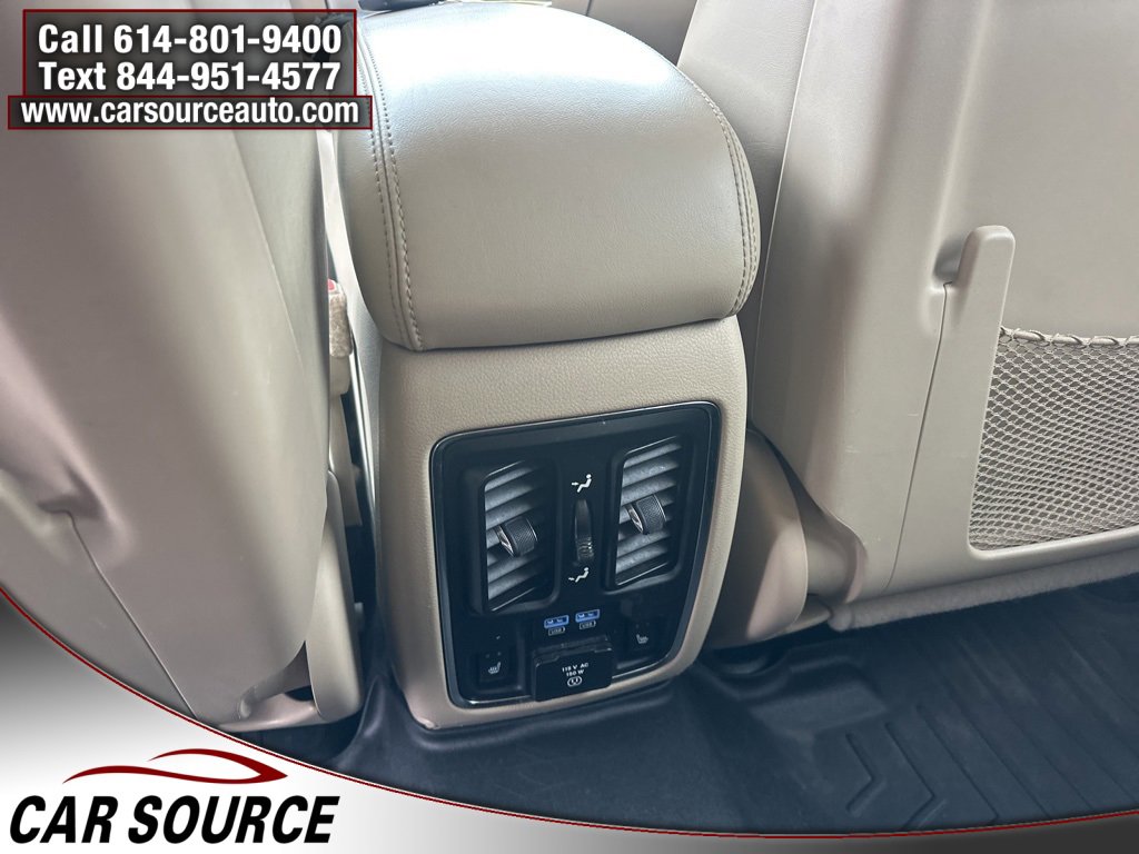 Used 2015 Jeep Grand Cherokee Limited w/ Luxury Group II image 13