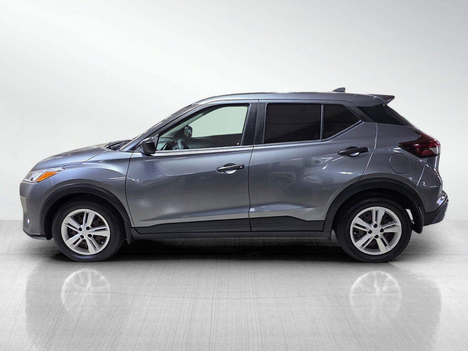 Used 2021 Nissan Kicks S FWD image 4