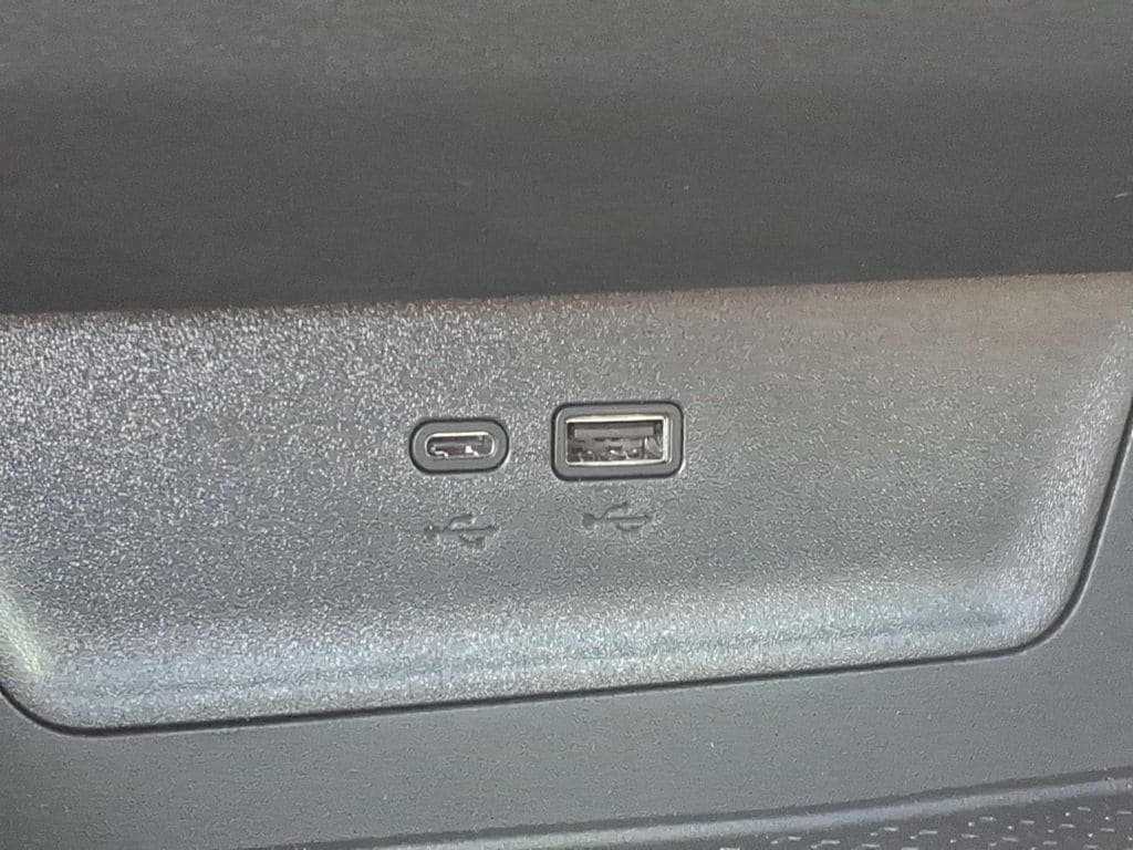 New 2026 Chevrolet Equinox ACTIV w/ Convenience Package III FWD image 26