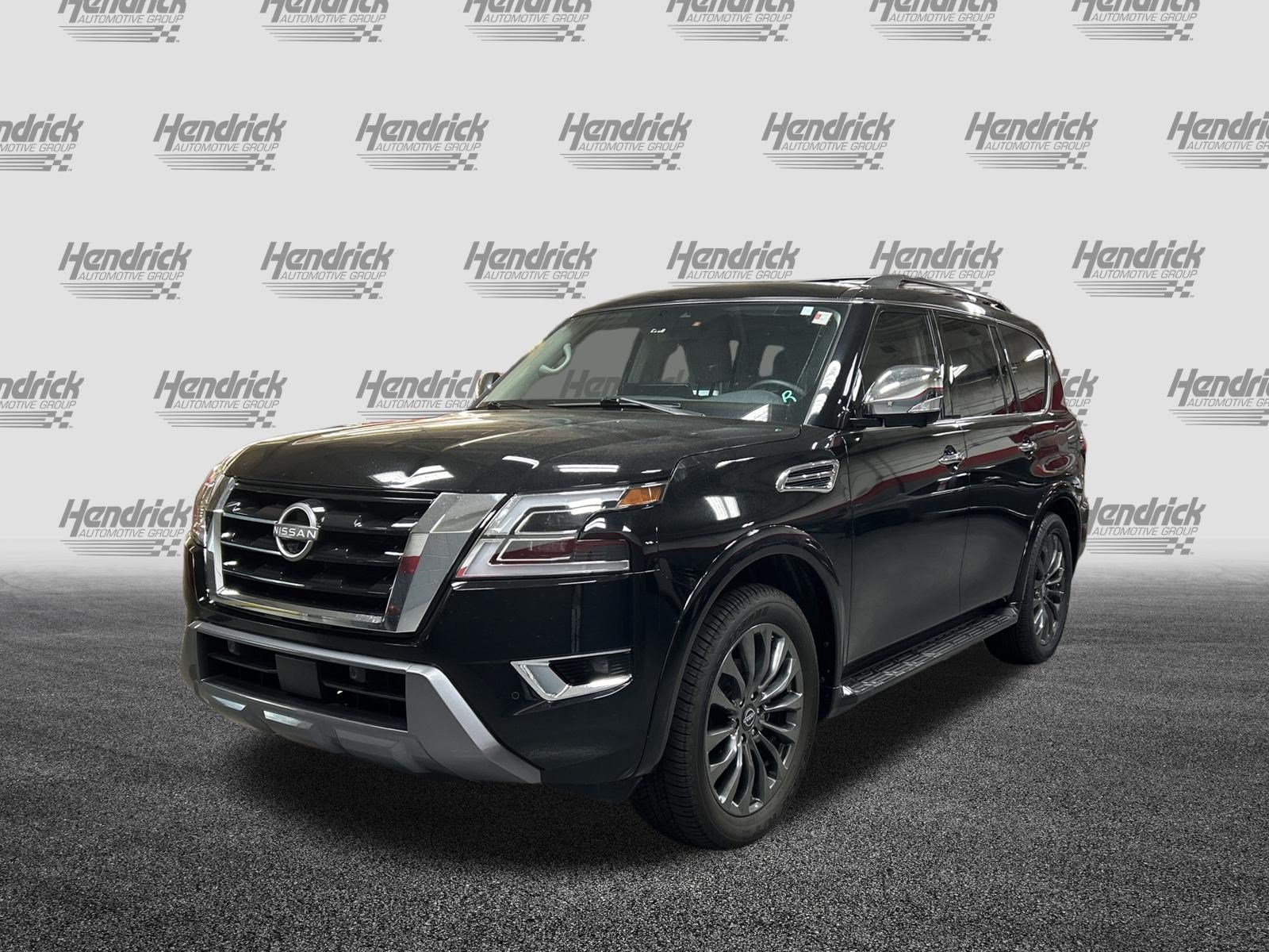 Used 2024 Nissan Armada Platinum w/ Captain's Chairs Package AWD/4WD image 5