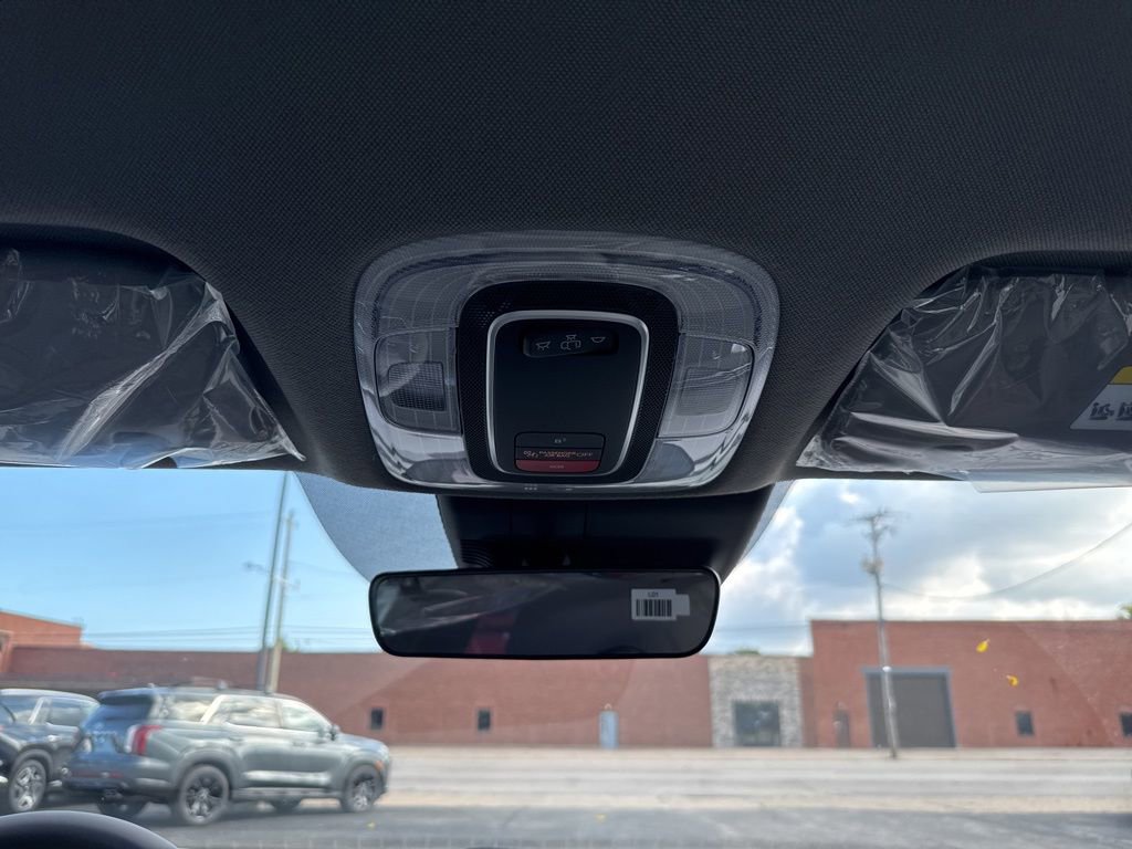 New 2025 Hyundai Elantra SEL image 19