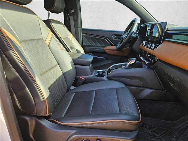 Used 2023 GMC Canyon AT4 w/ AT4 Premium Package AWD/4WD image 21