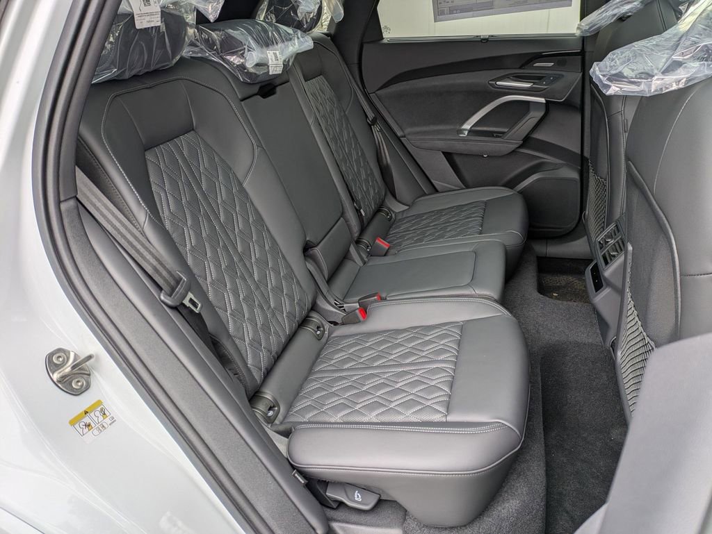 New 2025 Audi SQ5 Premium Plus image 22
