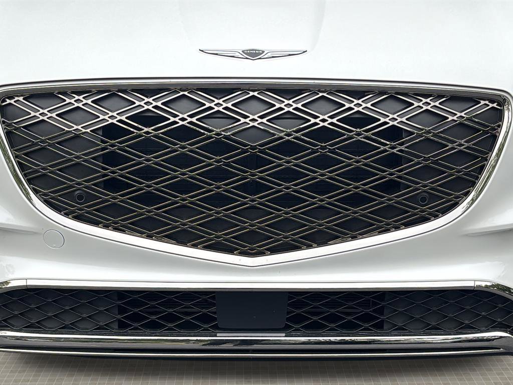 Certified 2026 Genesis GV70 2.5T AWD/4WD image 9