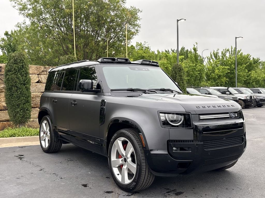New 2026 Land Rover Defender 110 X AWD/4WD image 7
