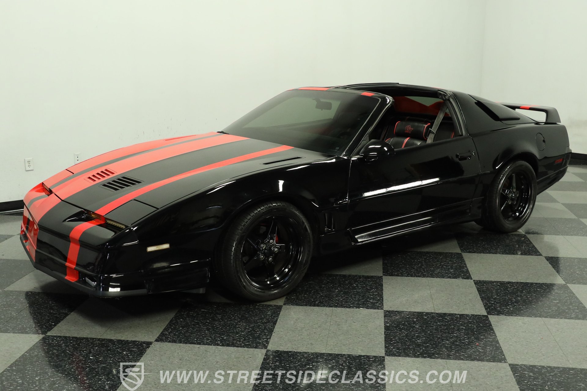 Used 1989 Pontiac Firebird Trans Am RWD image 6