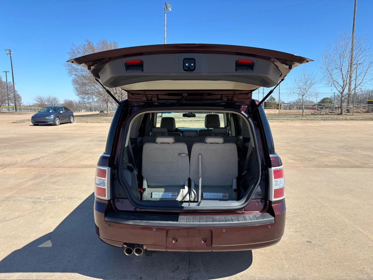 Used 2009 Ford Flex SEL image 28