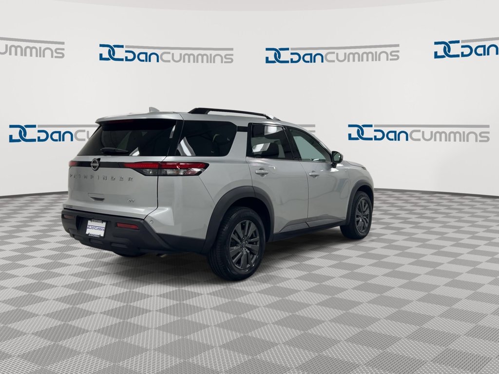 Used 2023 Nissan Pathfinder SV FWD image 8