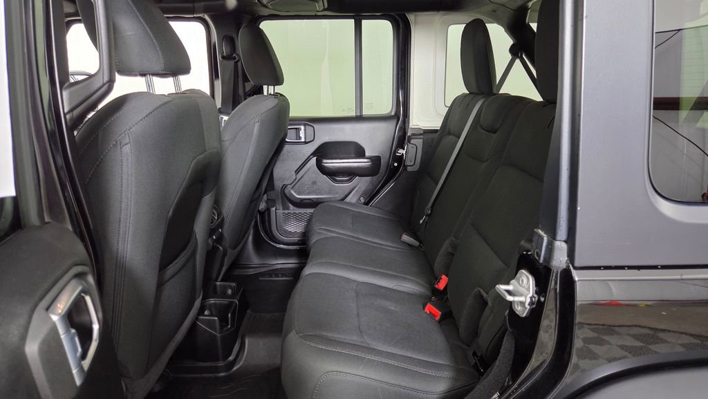 Used 2021 Jeep Wrangler Unlimited Sport AWD/4WD image 30