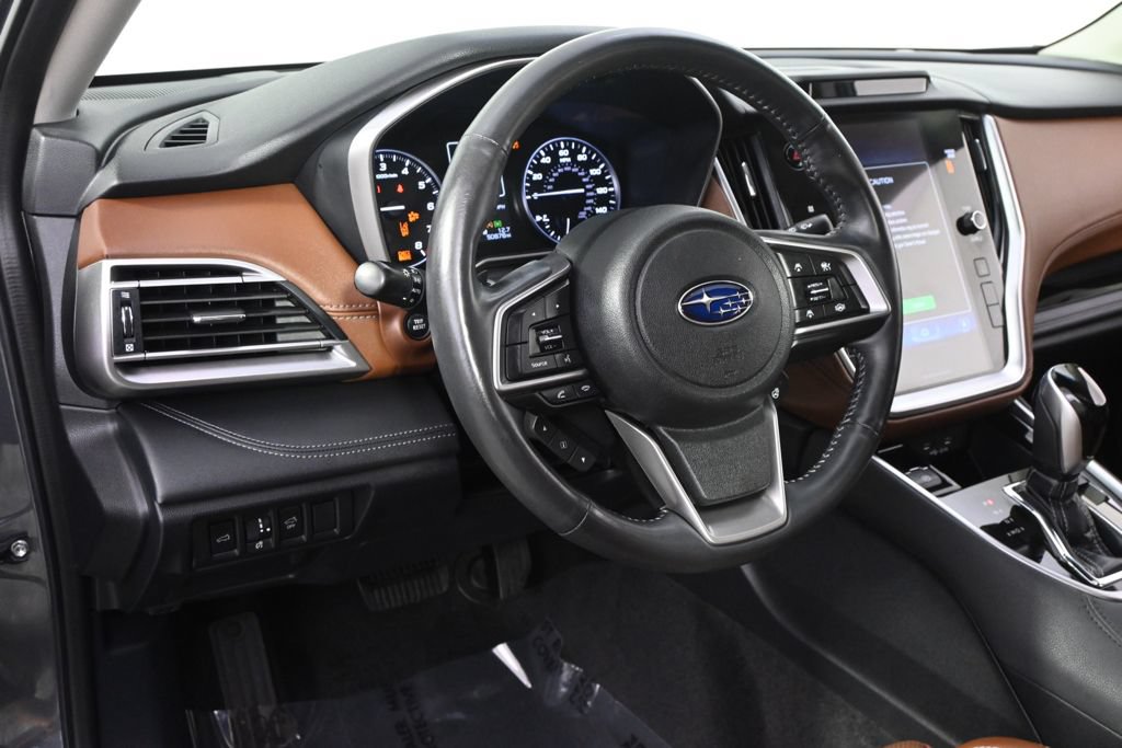 Used 2021 Subaru Outback Touring AWD/4WD image 12