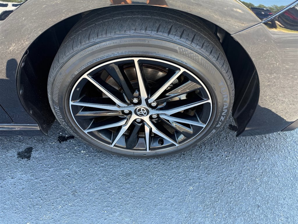 Used 2022 Toyota Camry SE image 8