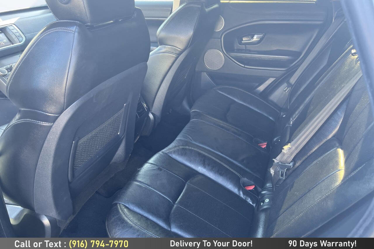 Used 2018 Land Rover Range Rover Evoque SE Premium image 14