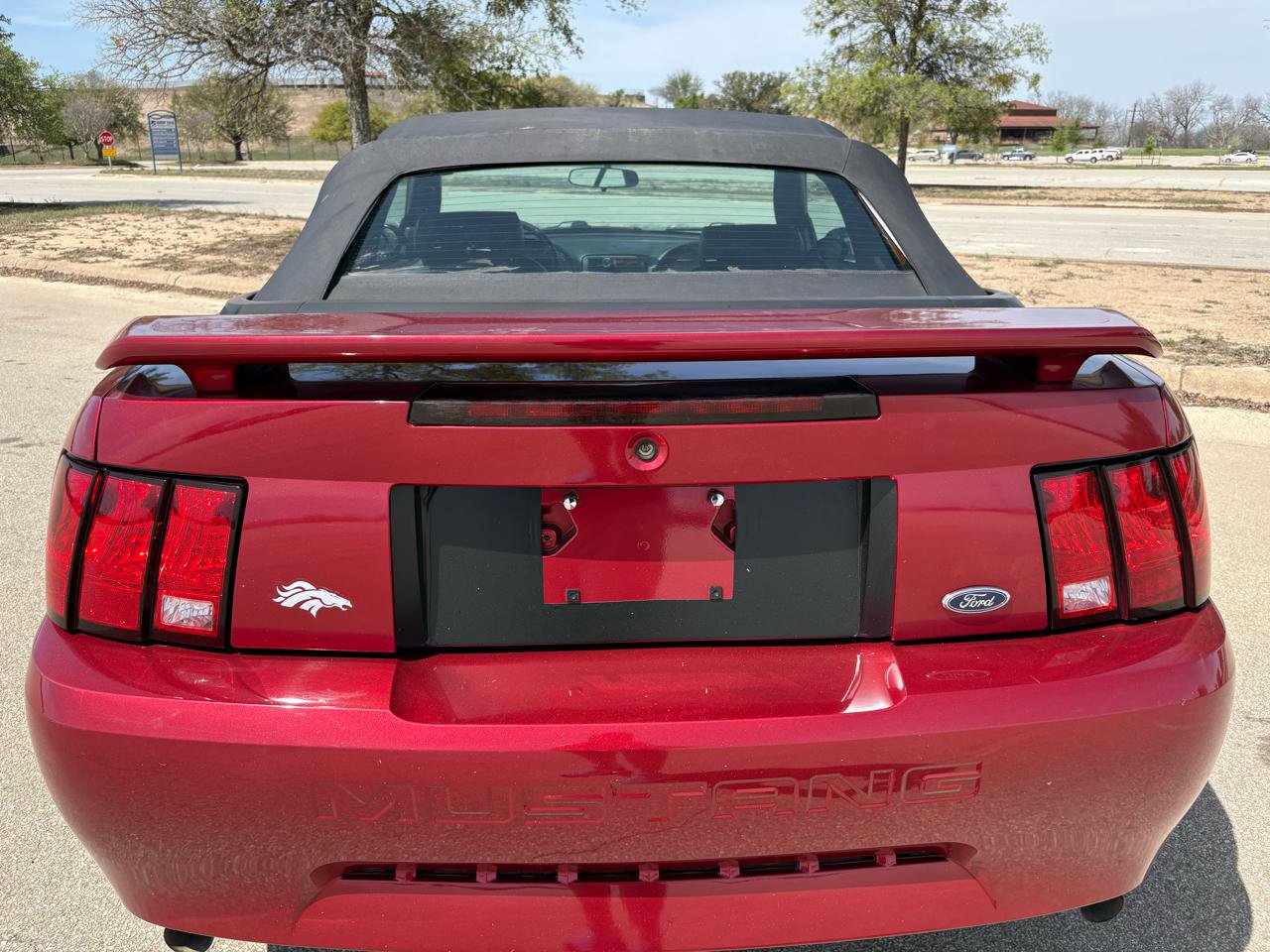 Used 2004 Ford Mustang 2dr CONVERTIBLE V6 image 13