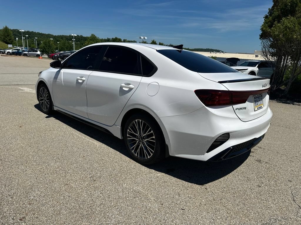 Used 2023 Kia Forte GT-Line w/ GT-Line Premium Package FWD image 4