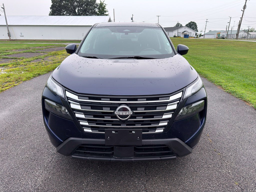 Used 2024 Nissan Rogue SV AWD/4WD image 21