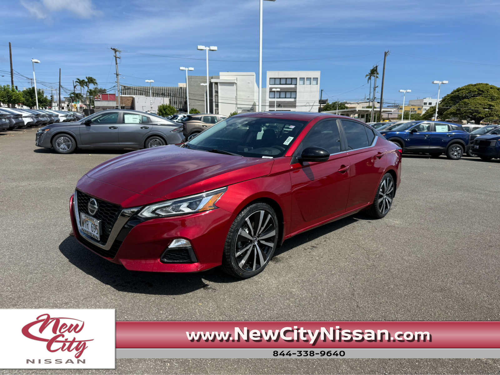 Used 2021 Nissan Altima 2.5 SR w/ SR Premium Package FWD image 1
