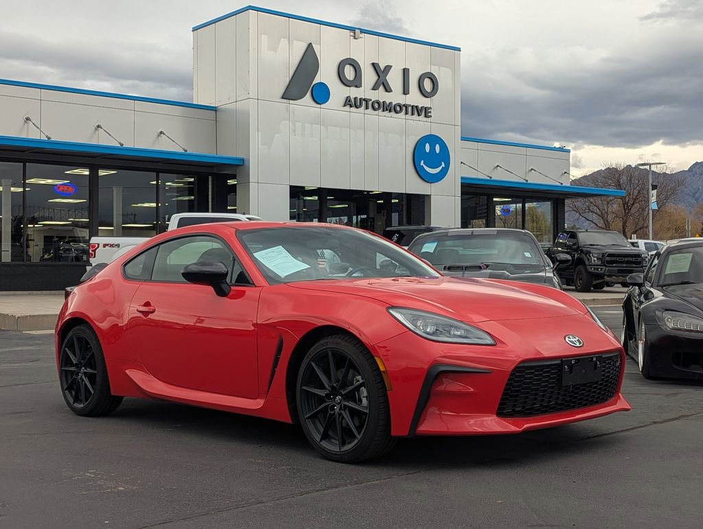 Used 2025 Toyota GR86 Premium w/ ALL Weather Mat Package (TMS)