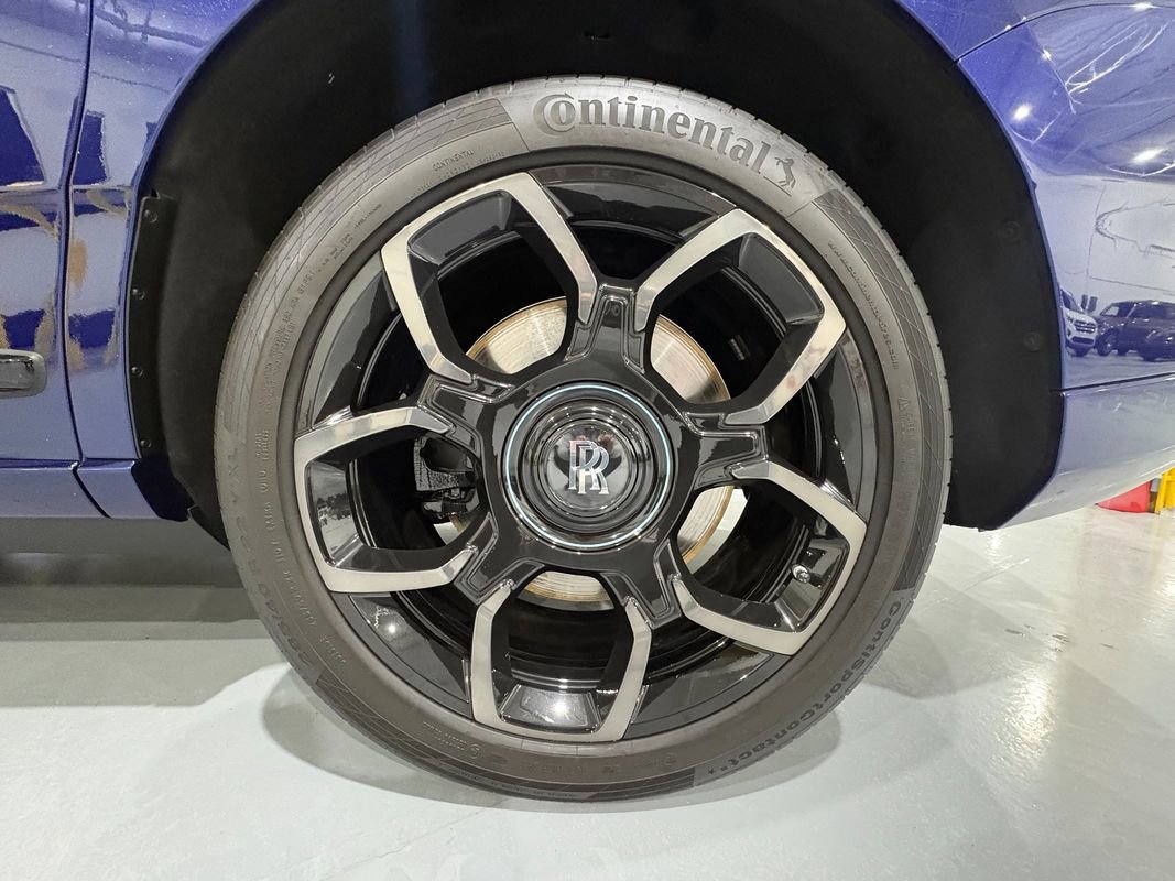 Used 2024 Rolls-Royce Cullinan Black Badge w/ Leather Finishing Pack image 67