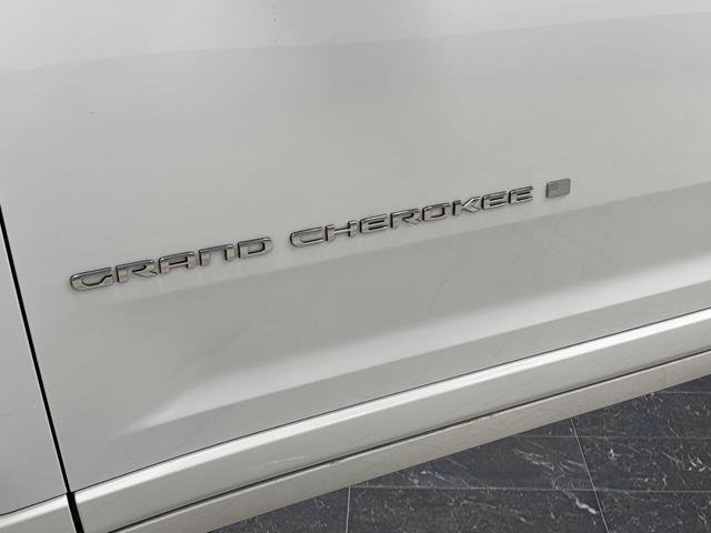 Used 2021 Jeep Grand Cherokee L Overland w/ Advanced Protech Group III image 41