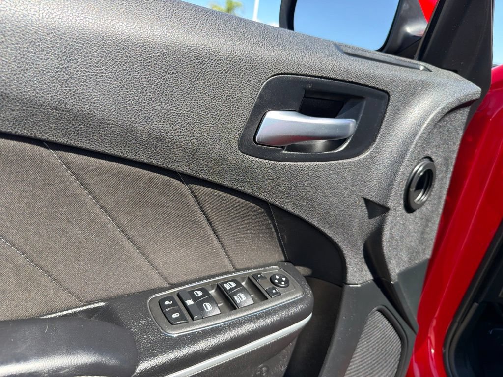 Used 2022 Dodge Charger SXT RWD image 15