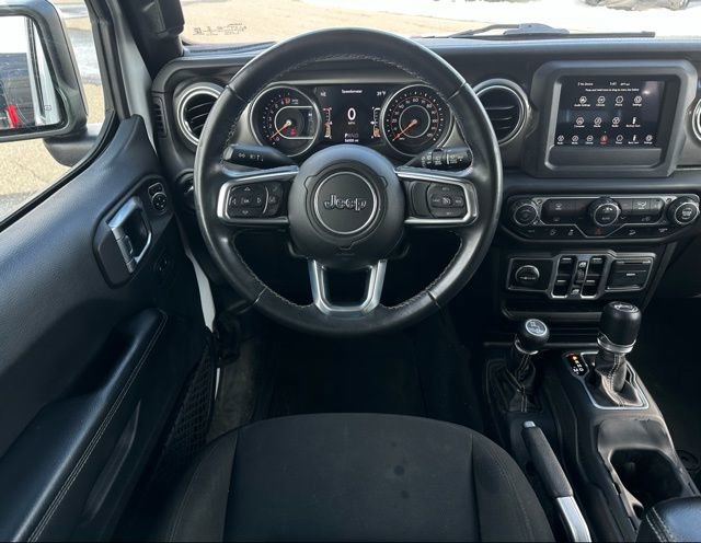 Used 2018 Jeep Wrangler Unlimited Sahara image 12