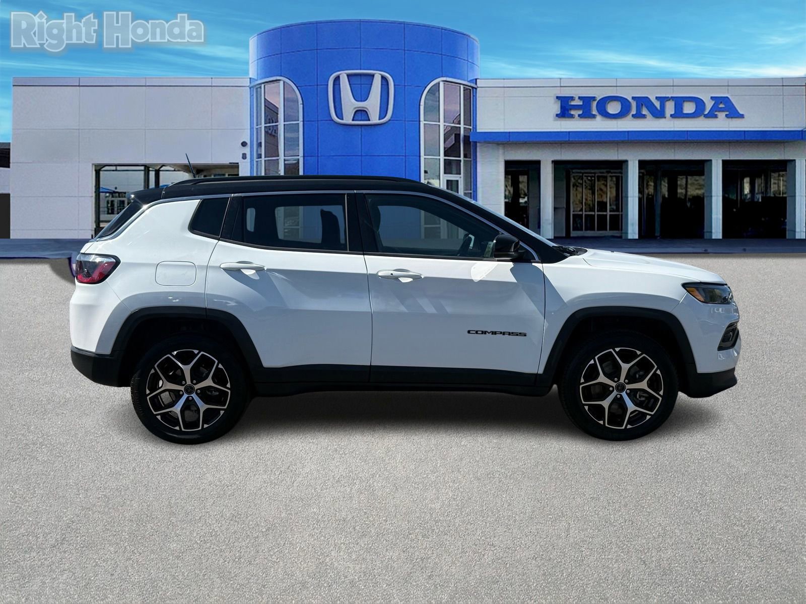 Used 2025 Jeep Compass Limited image 9