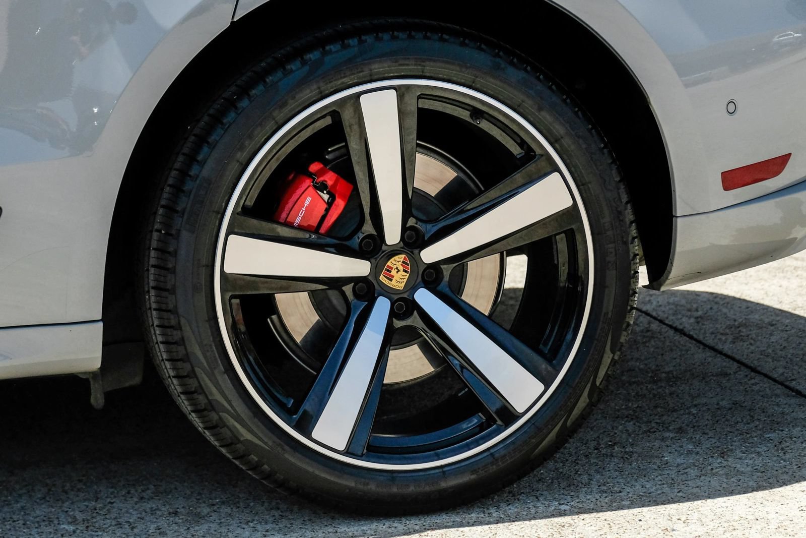 Used 2023 Porsche Macan GTS AWD/4WD image 53