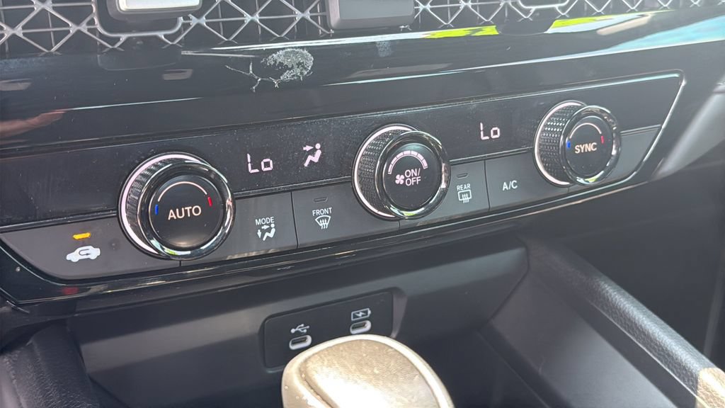 Used 2024 Honda Accord Sport image 11