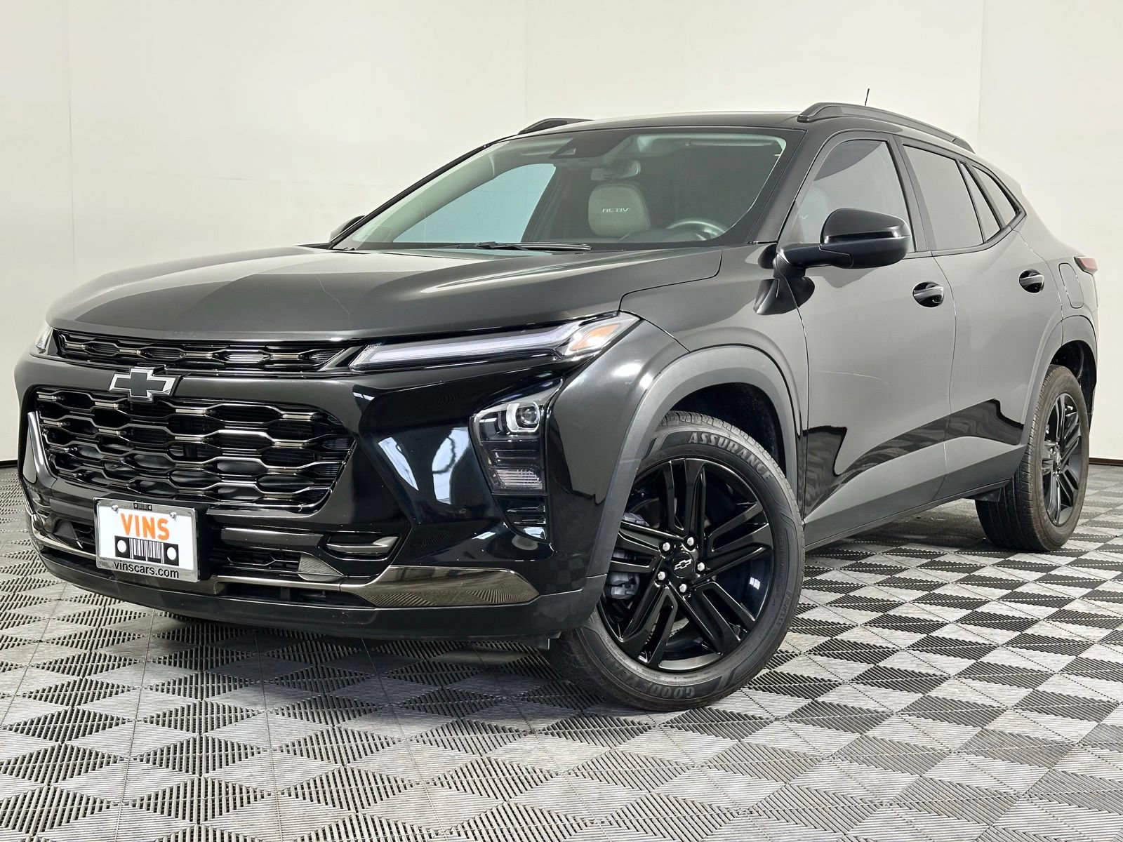 Used 2025 Chevrolet Trax ACTIV w/ Sunroof Package FWD image 30