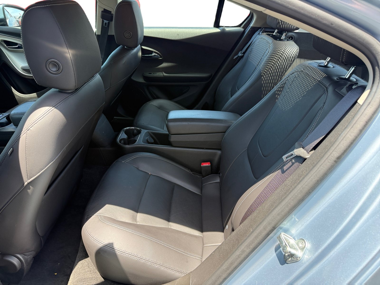 Used 2013 Chevrolet Volt Premium w/ Premium Trim Package FWD image 16