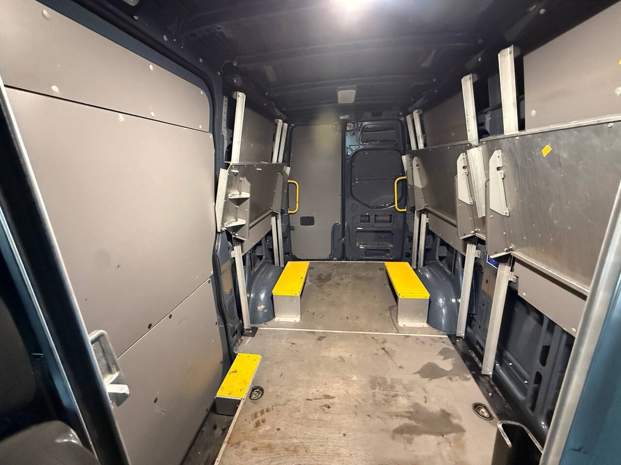 Used 2019 Mercedes-Benz Sprinter 144 image 23