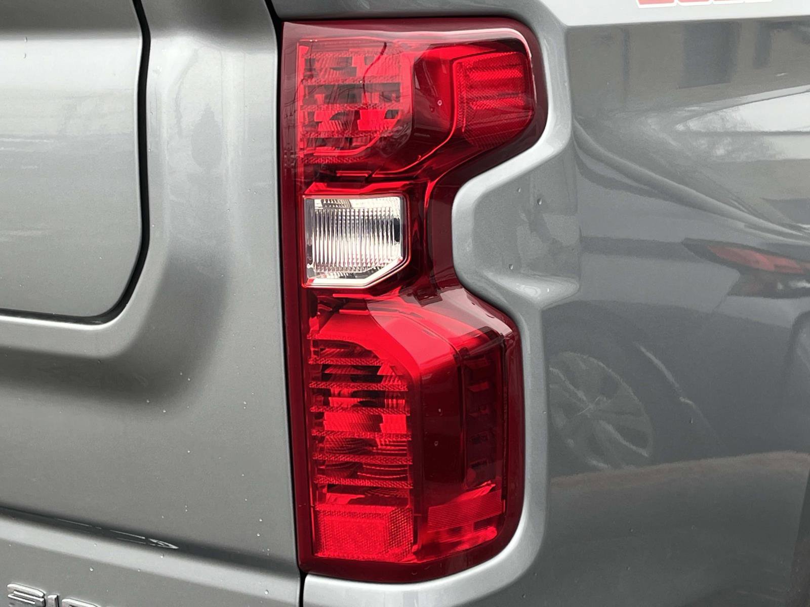 Used 2024 Chevrolet Silverado 1500 Custom Trail Boss w/ LPO, Dark Essentials Package image 6