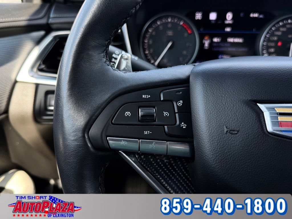 Used 2024 Cadillac XT6 Sport w/ Technology Package AWD/4WD image 17