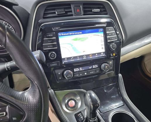 Used 2016 Nissan Maxima 3.5 SV FWD image 9