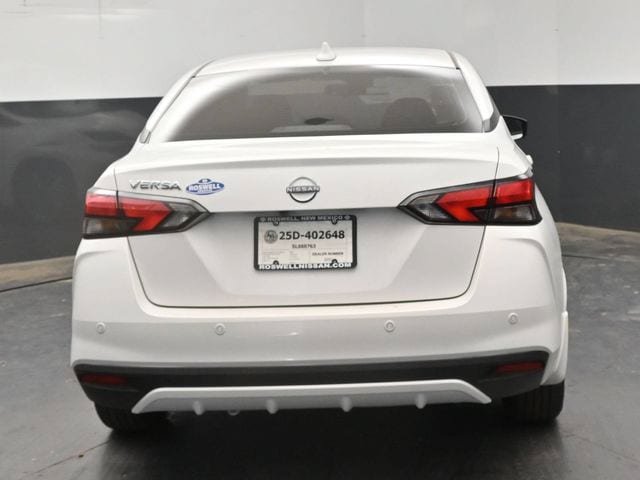 New 2025 Nissan Versa SV w/ Trunk Package FWD image 7
