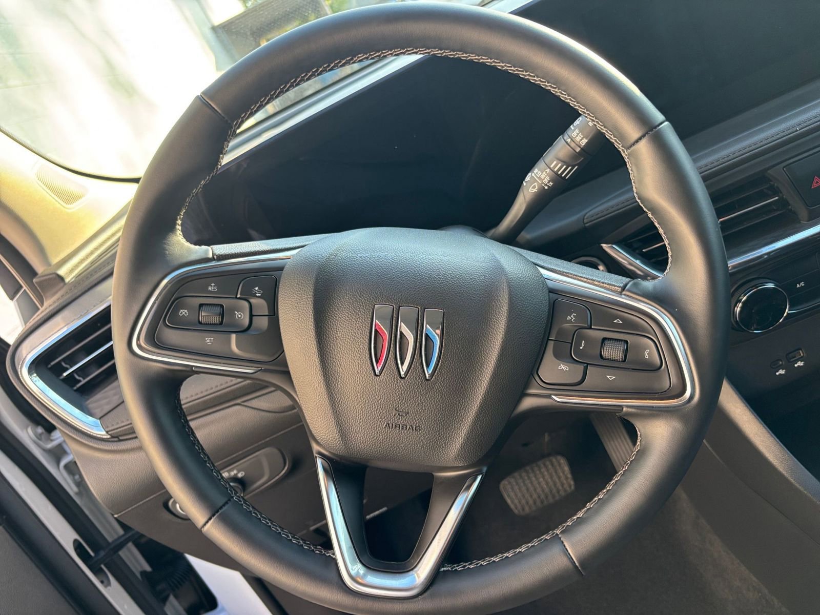 Used 2025 Buick Encore GX Preferred image 28