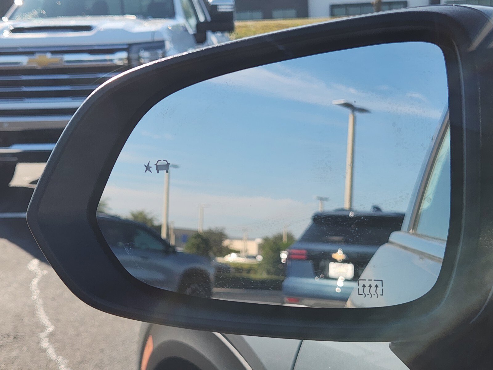 New 2026 Chevrolet Equinox EV LT image 13