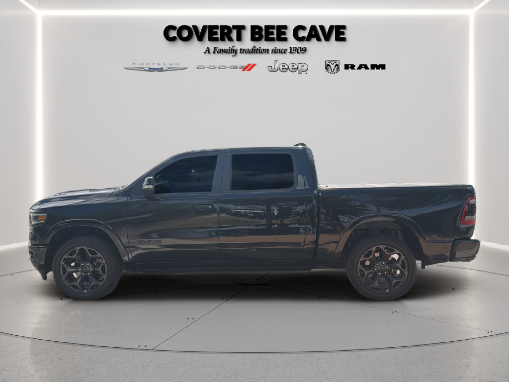 Used 2020 RAM 1500 Limited w/ Black Appearance Package AWD/4WD image 4
