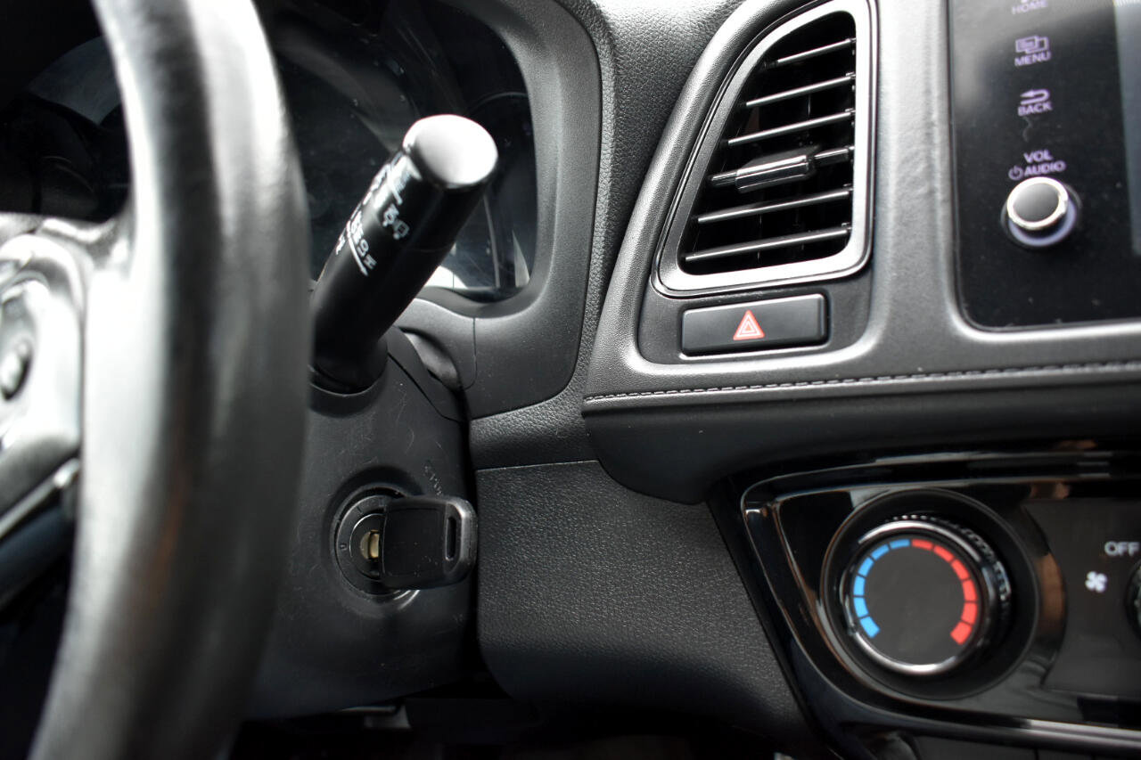 Used 2019 Honda HR-V Sport image 40