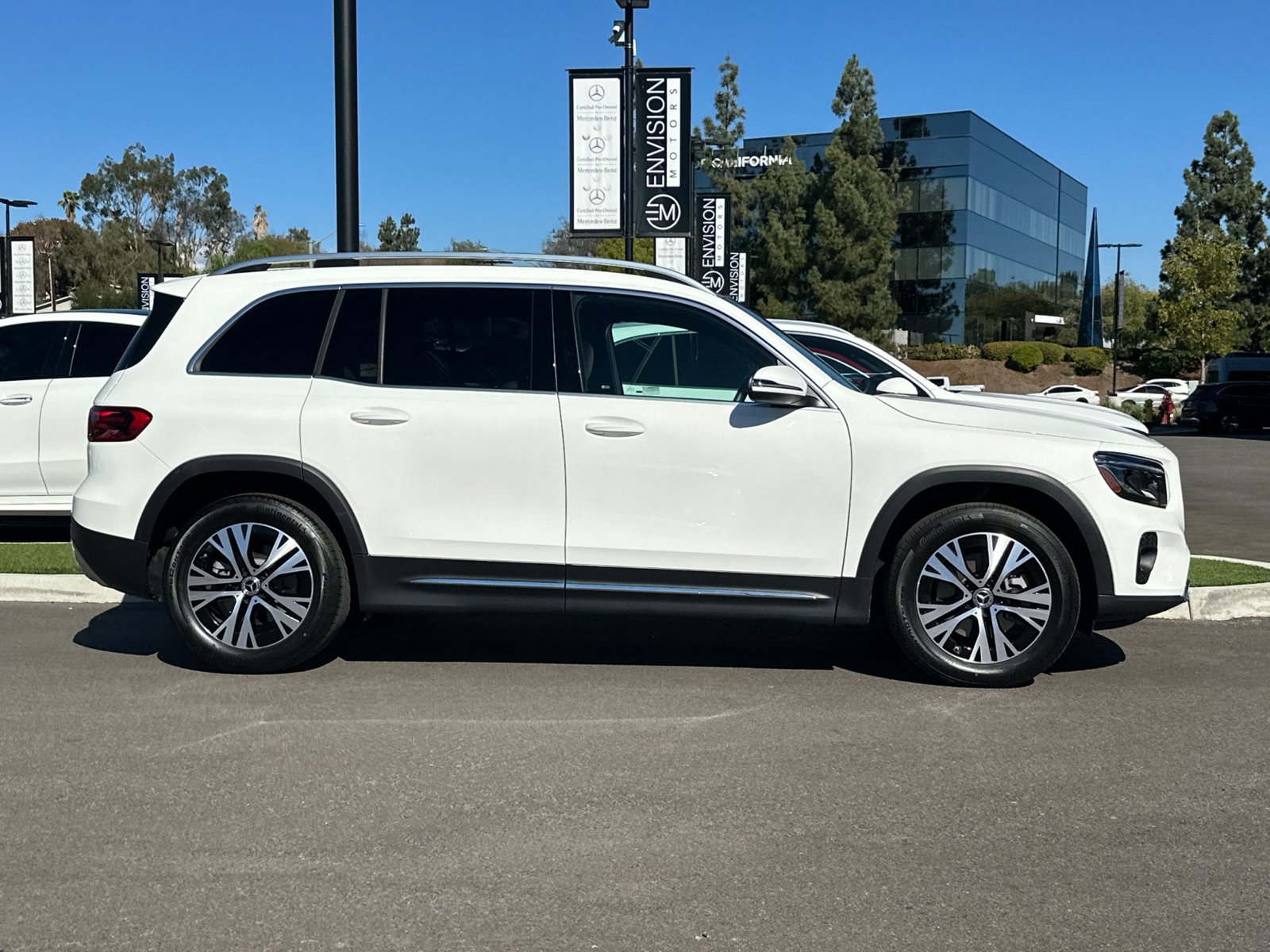 Certified 2026 Mercedes-Benz GLB 250 image 2
