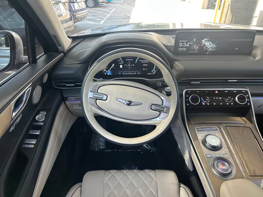 Used 2024 Genesis GV80 3.5T w/ Prestige Package AWD/4WD image 16