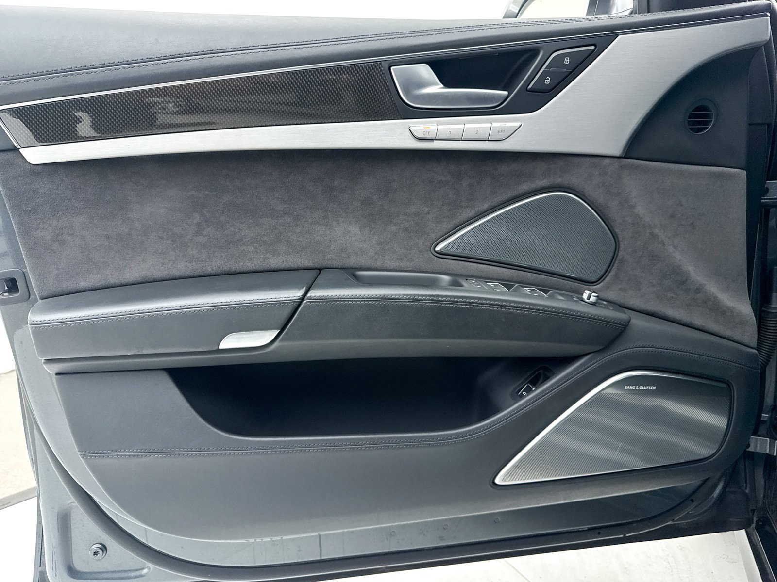 Used 2014 Audi S8 w/ Full Leather Package image 33