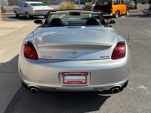 Used 2004 Lexus SC 430 Convertible image 7